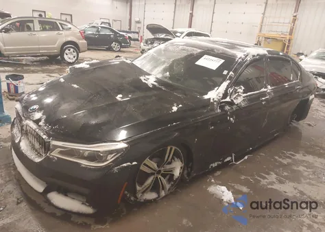 2017 BMW Alpina B7 xDrive из США, поврежденный, VIN WBA7F2C30HG423191